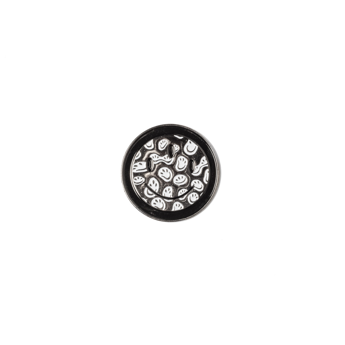 SMILEY METAL PIN