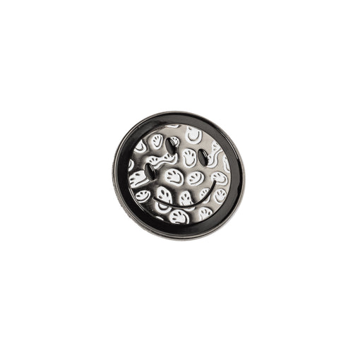 SMILEY METAL PIN